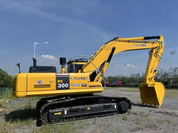 Kāpurķēžu ekskavators KOMATSU PC300