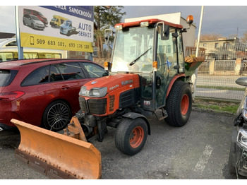 Komunālais traktors KUBOTA