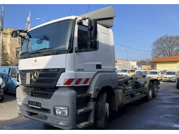 Pacēlājs ar āķi MERCEDES-BENZ Axor 2543