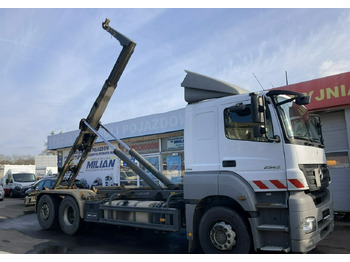 Pacēlājs ar āķi MERCEDES-BENZ Axor 2543