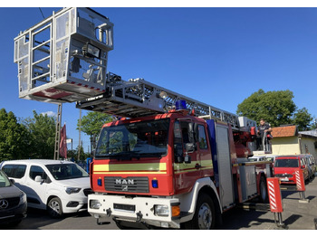 Ugunsdzēsēju mašīna