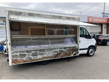 Tirdzniecības kravas automašīna RENAULT Master