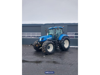 Traktors NEW HOLLAND