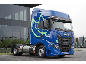Vilcējs IVECO S-WAY