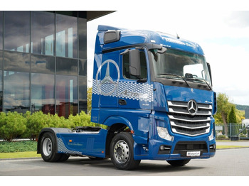 Vilcējs MERCEDES-BENZ Actros 1848