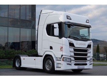 Vilcējs SCANIA R 450