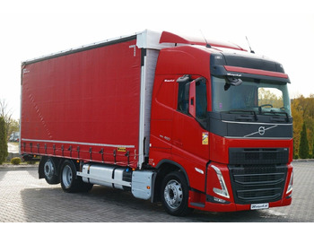 Kravas automašīna ar tentu VOLVO FH 460
