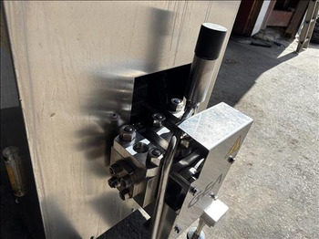 Pārtikas iekārta GEA Niro NS2006P Piston homogeniser: foto 3 Pārtikas iekārta GEA Niro NS2006P Piston homogeniser: foto 3