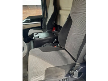 Kravas automašīna ar slēgto virsbūvi MAN TGM 15.340/ 18.340 kontener /: foto 2