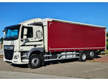 Kravas automašīna ar tentu DAF CF 370