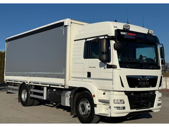 Kravas automašīna ar tentu MAN TGM 15.290