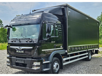 Kravas automašīna ar tentu MAN TGM 15.290