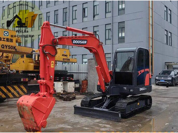 Mini-ekskavators DOOSAN DH60-7