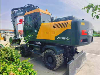 Riteņu ekskavators HYUNDAI