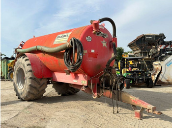 : fotogrāfija galvenē