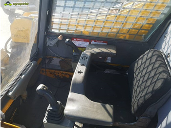 Kompaktiekrāvējs JCB 185: foto 5