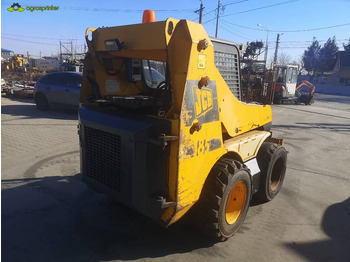 Kompaktiekrāvējs JCB 185: foto 4