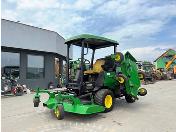 Zāles pļāvējs JOHN DEERE