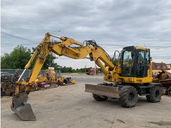 Riteņu ekskavators KOMATSU PW118