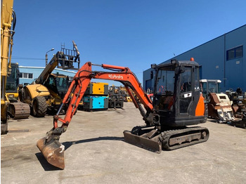 Mini-ekskavators KUBOTA KX61-3