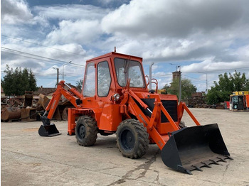 Traktors KUBOTA