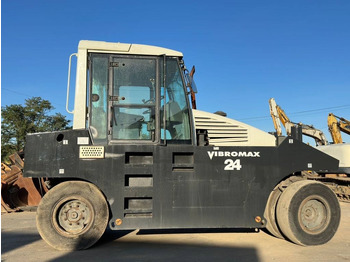 Pneimatiskais veltnis Vibromax W2400: foto 2