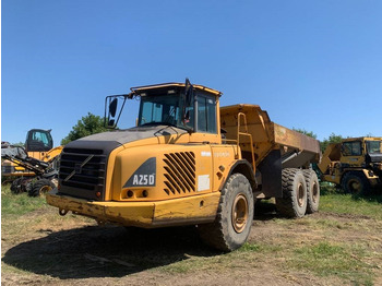Artikulētias pašizgāzējs VOLVO A25D