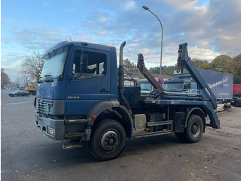 Būvgružu konteineru vedējs Mercedes-Benz 1828 Absetzkipper: foto 2