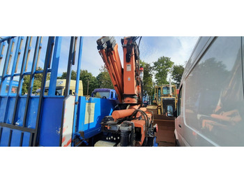 Bortu kravas automašīna/ Platforma, Kravas auto ar manipulatoru Mercedes-Benz 1828 Pritsche+Glastransport: foto 4 Bortu kravas automašīna/ Platforma, Kravas auto ar manipulatoru Mercedes-Benz 1828 Pritsche+Glastransport: foto 4