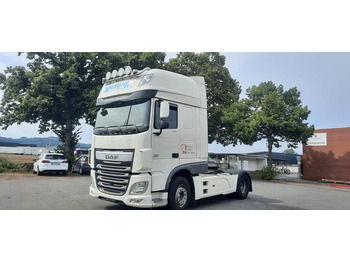 Vilcējs DAF XF 106 460