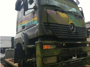 Vilcējs MERCEDES-BENZ Axor 1843