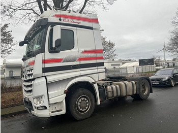 Vilcējs Mercedes-Benz 1845 Arocs 4x4 HD 1-Hand: foto 4
