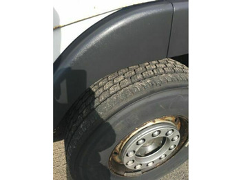 Kravas automašīna ar tentu Volvo FH12-420 Euro:4Plane Spriegel mit LBW 3000kg: foto 4