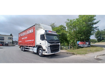 Kravas automašīna ar tentu VOLVO FM 330