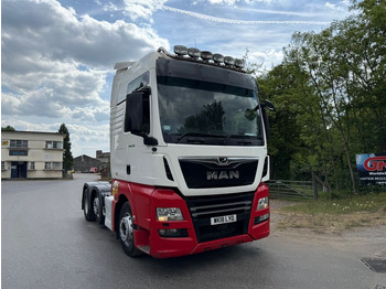 Vilcējs MAN TGX