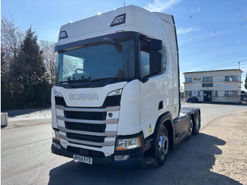 Vilcējs SCANIA R 450