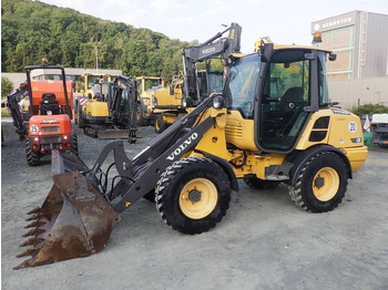 Riteņu iekrāvējs VOLVO L25F