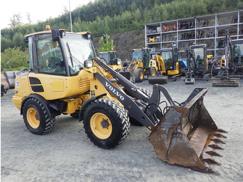 Riteņu iekrāvējs Volvo L 25 F: foto 3 Riteņu iekrāvējs Volvo L 25 F: foto 3