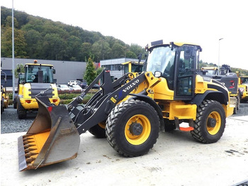 Riteņu iekrāvējs VOLVO L45H