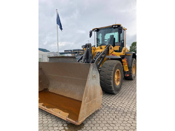 Riteņu iekrāvējs VOLVO L70H