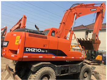 Riteņu ekskavators 2018 Doosan DH210: foto 2