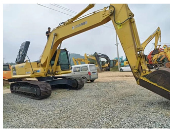 Kāpurķēžu ekskavators KOMATSU PC240-8