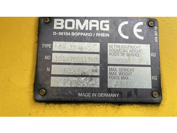 Ceļu veltnis BOMAG