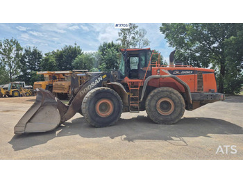 Riteņu iekrāvējs DOOSAN
