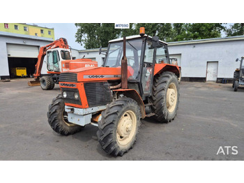 Traktors URSUS