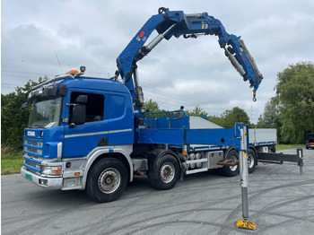 Kravas auto ar manipulatoru SCANIA P124