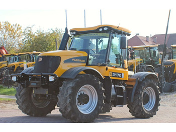 Traktors JCB
