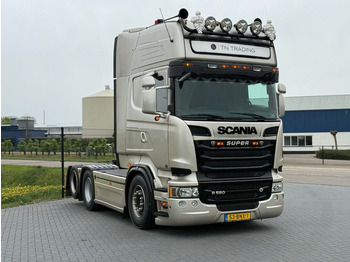 Vilcējs SCANIA R 580