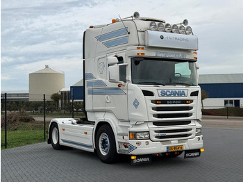 Vilcējs SCANIA R 450