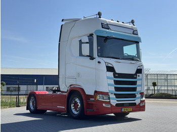 Vilcējs SCANIA S 500